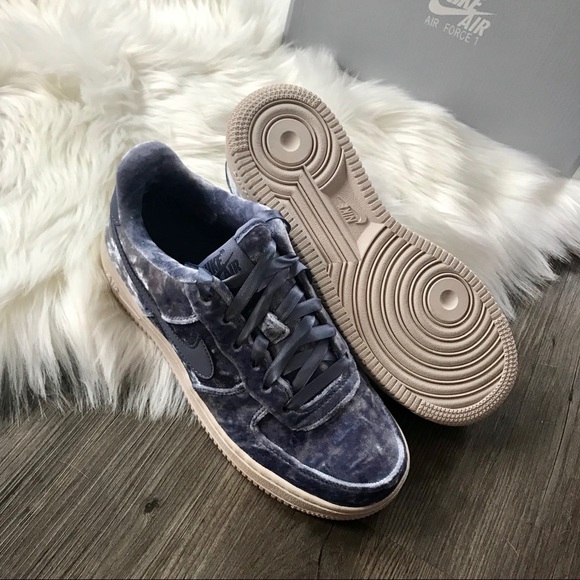 nike air force 1 lv8 velvet